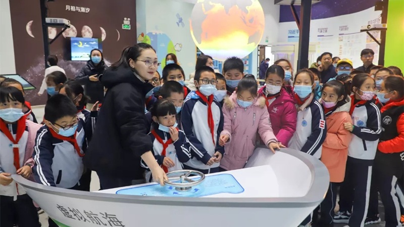 喜訊！城市陽(yáng)臺(tái)海洋研學(xué)基地獲評(píng)青島市科普教育基地(圖4)