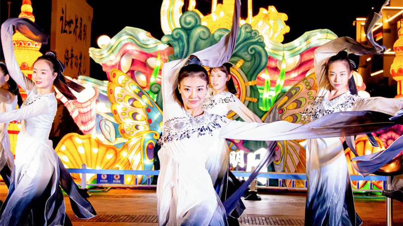 啤酒城、北茶商街“雙節(jié)”活動(dòng)活躍節(jié)日經(jīng)濟(jì)(圖4)